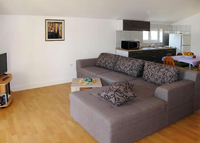 Nika-1 By Interhome * Pridraga